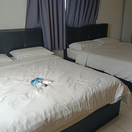 69 Hotel Malacca エクステリア 写真