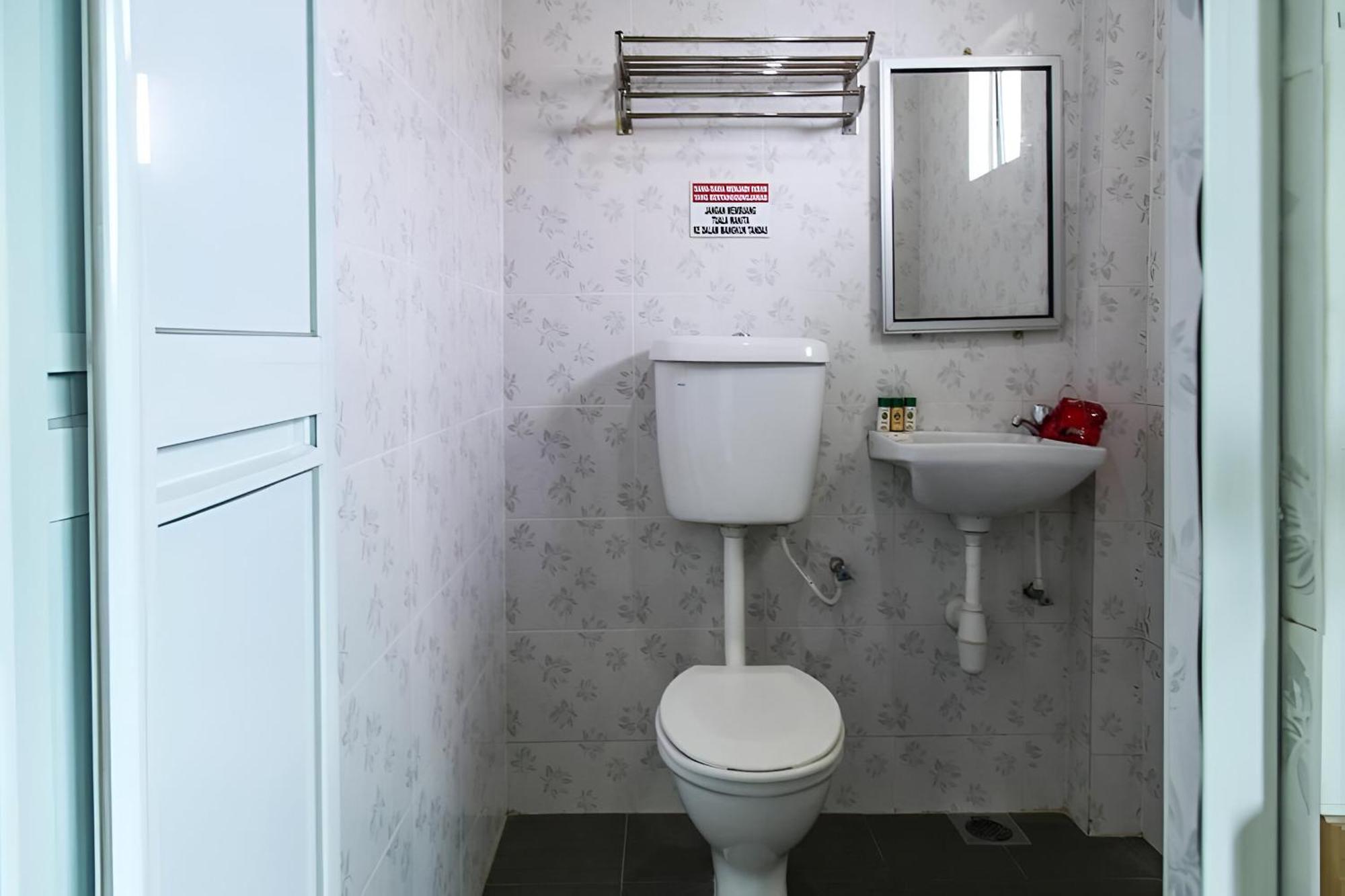 69 Hotel Malacca エクステリア 写真