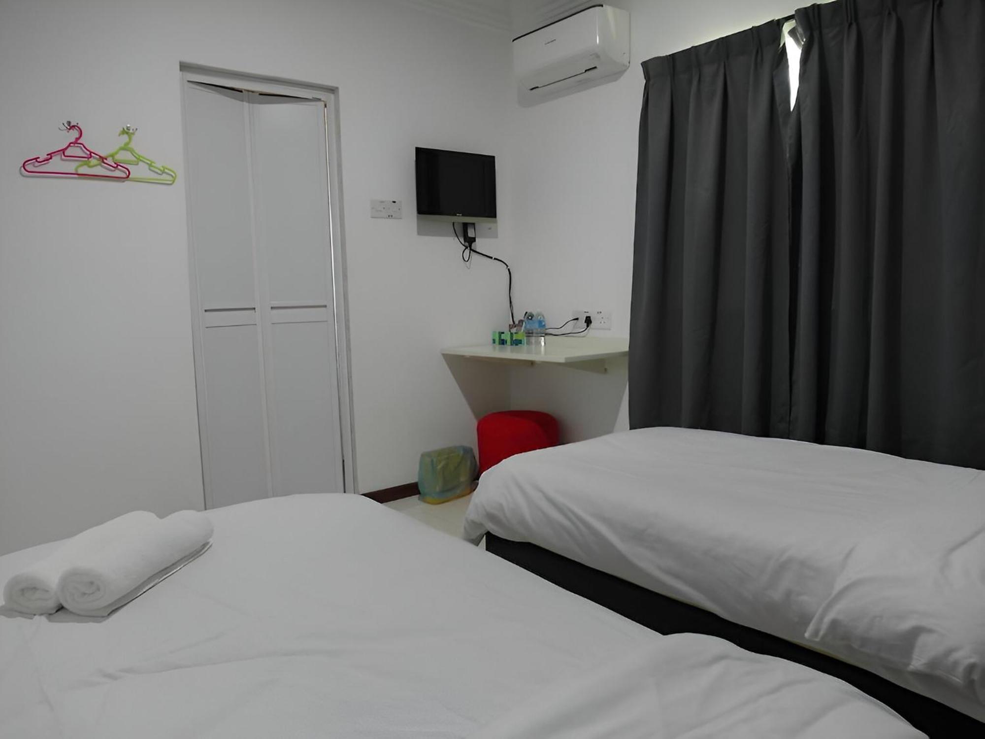 69 Hotel Malacca エクステリア 写真